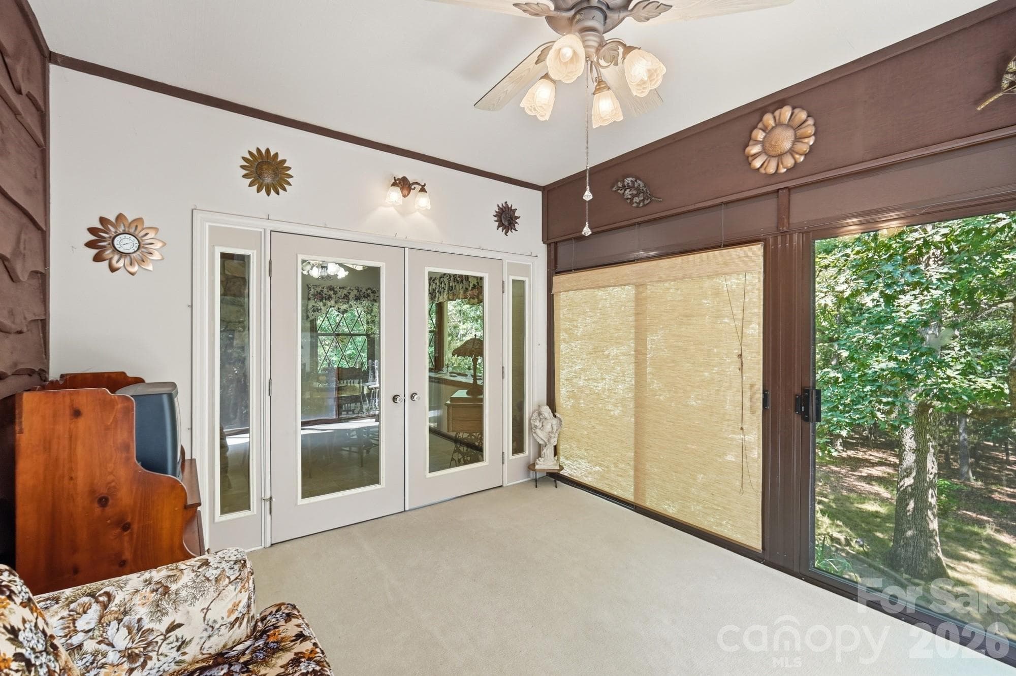 Sunroom - 11300 NC Hwy 73 Highway E, Mount Pleasant