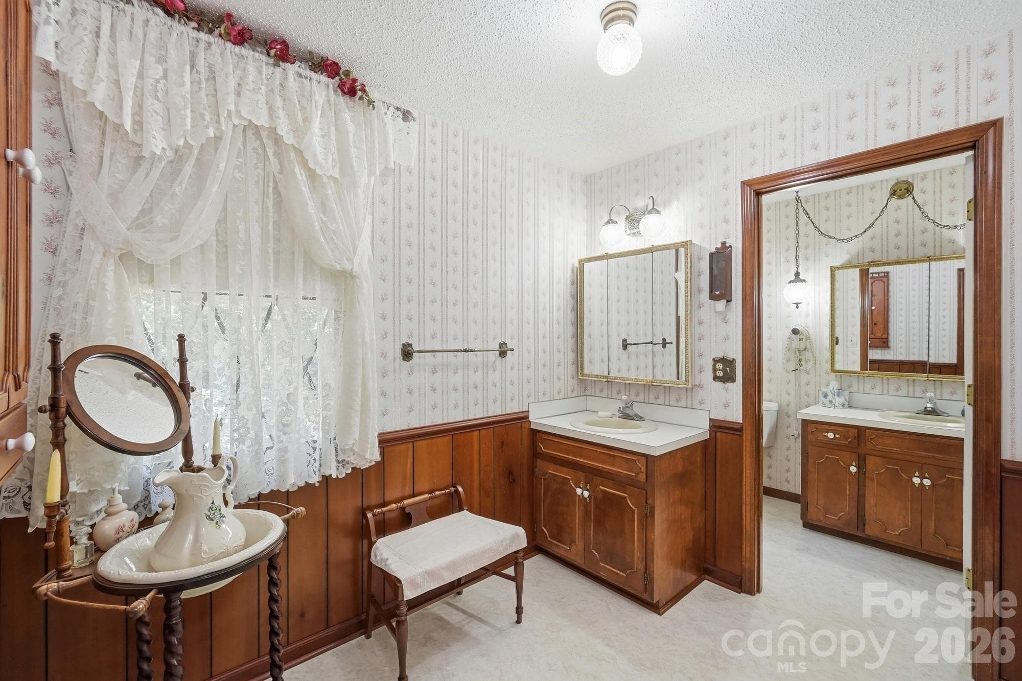 Primary Bath - 11300 NC Hwy 73 Highway E, Mount Pleasant