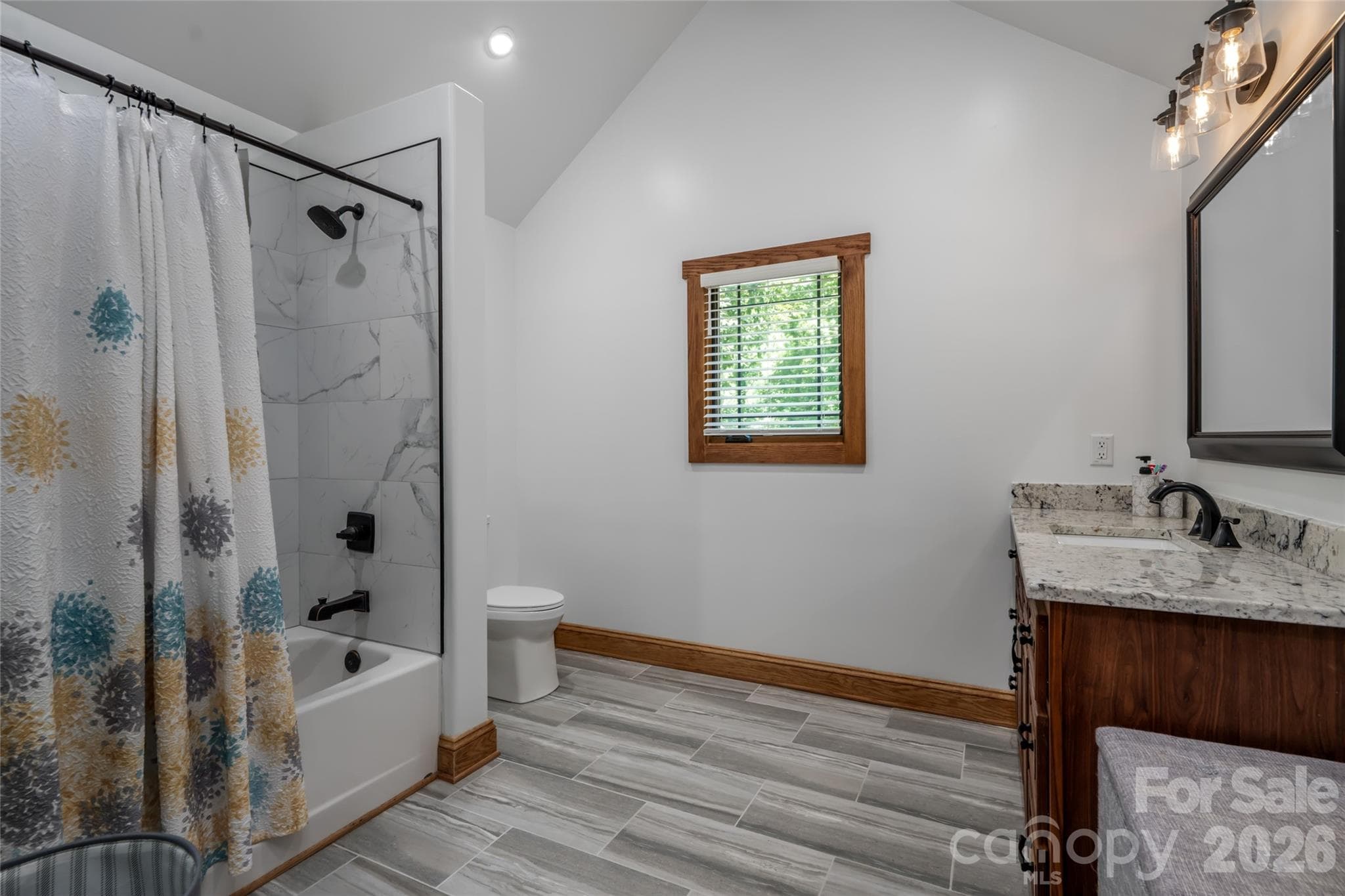 Single Family Residence at 86 Holiday Drive, Hendersonville, photo 17 of 26