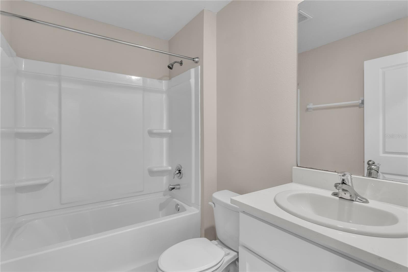 1st Floor Bathroom #1 - 17627 NW 172ND AVE, ALACHUA