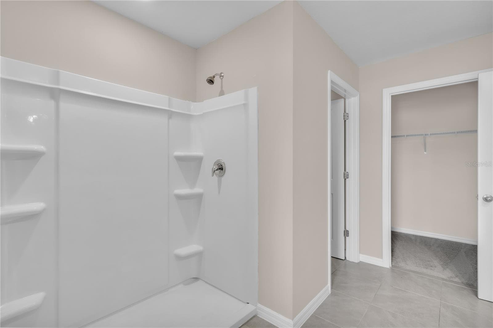 Primary Bathroom - 17627 NW 172ND AVE, ALACHUA
