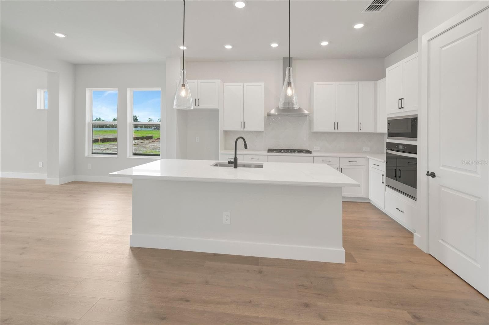 Kitchen - 6821 CHLOE CT, SARASOTA