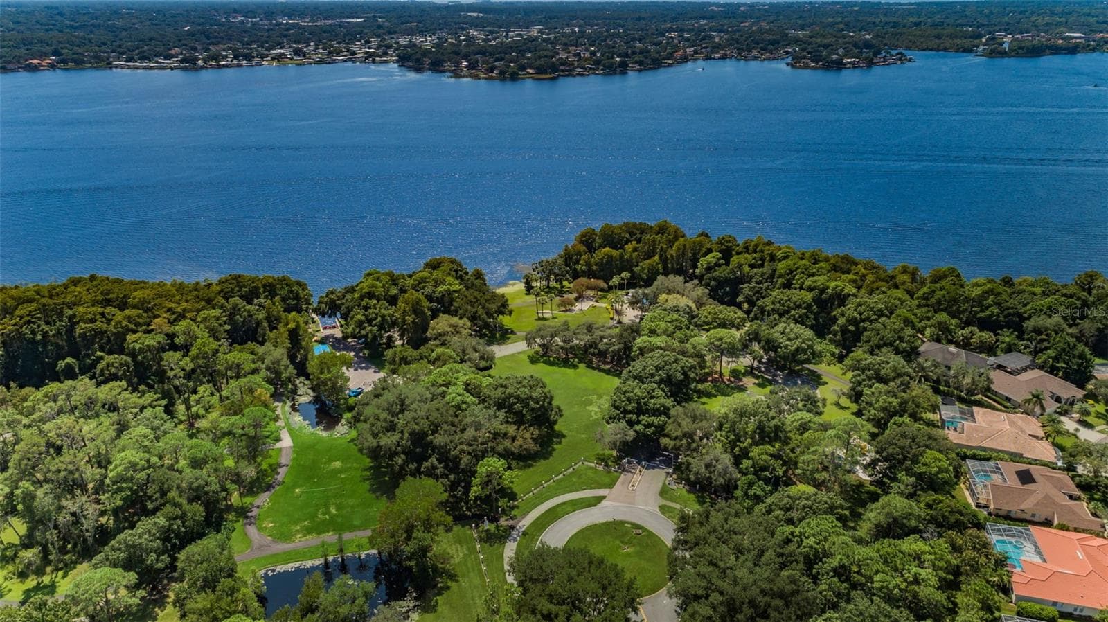 Lansbrook Lakefront Park w/private access to Lake Tarpon - 4084 LIGUSTRUM DR, PALM HARBOR