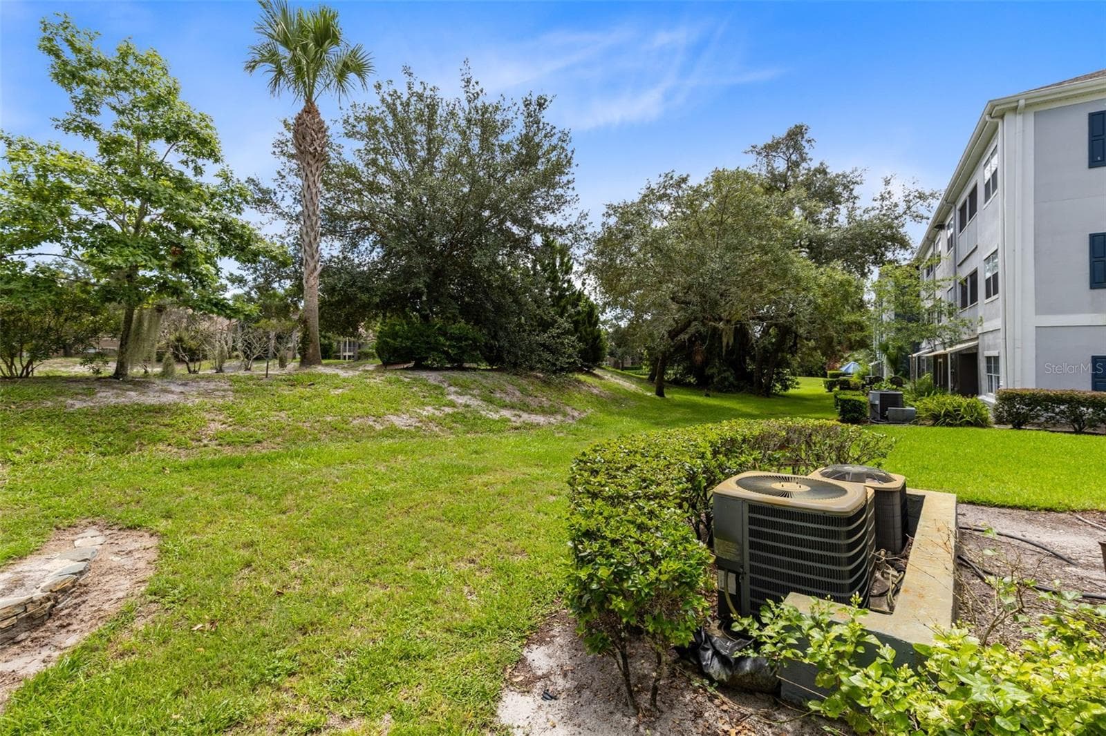 area behind unit - 4102 CLUBSIDE DR, LONGWOOD