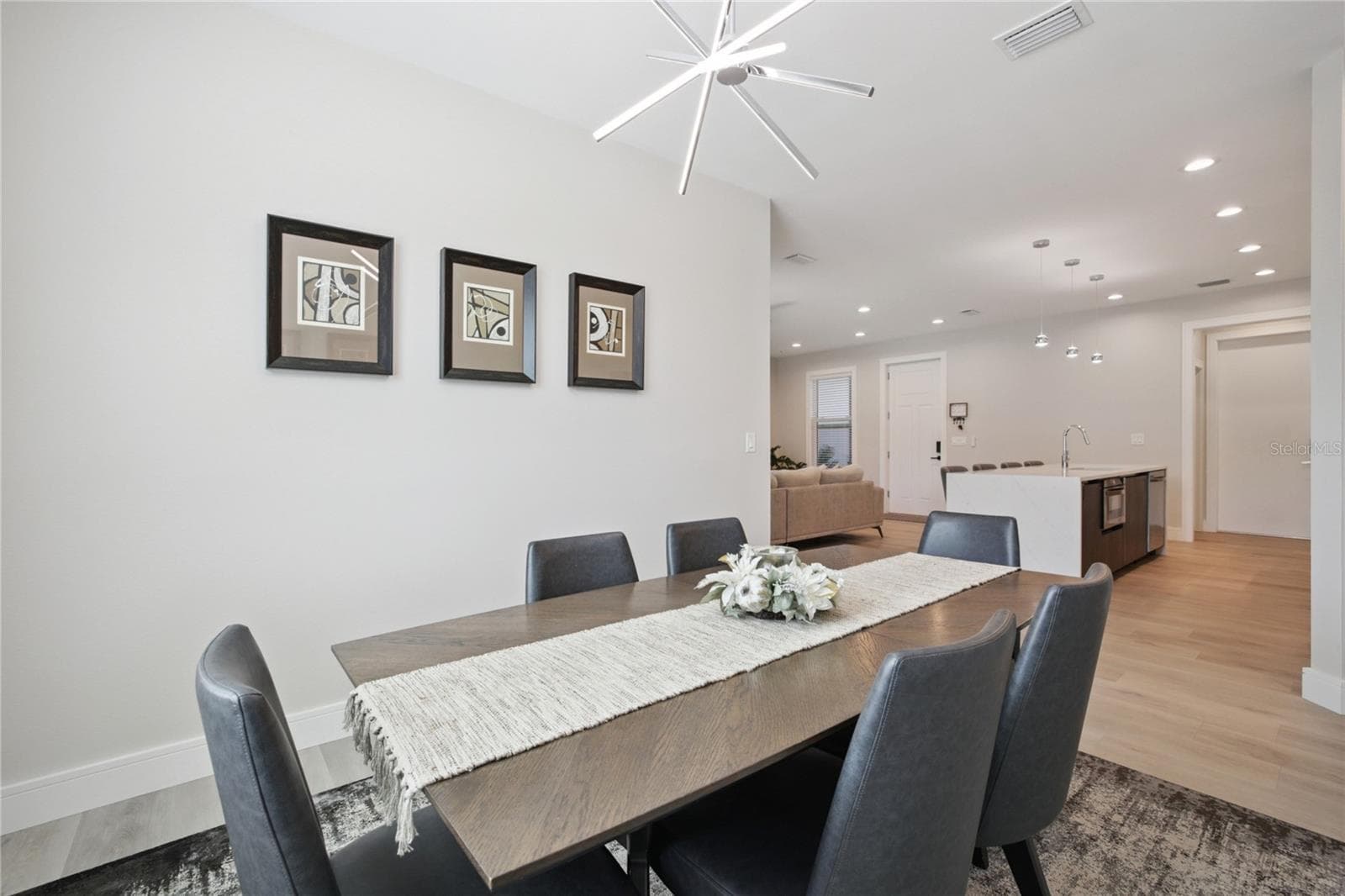 Single Family Residence at 3031 BELLEFONTE AVE, NORTH PORT, photo 6 of 10