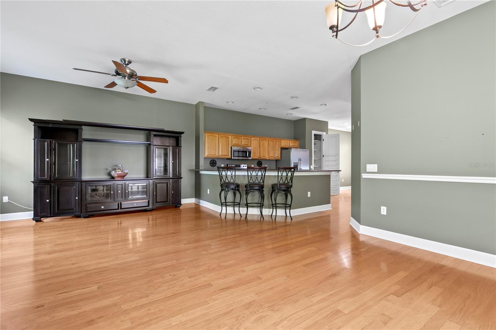 Townhouse at 11504 BELLAMAR ST, TAMPA, photo 10 of 40