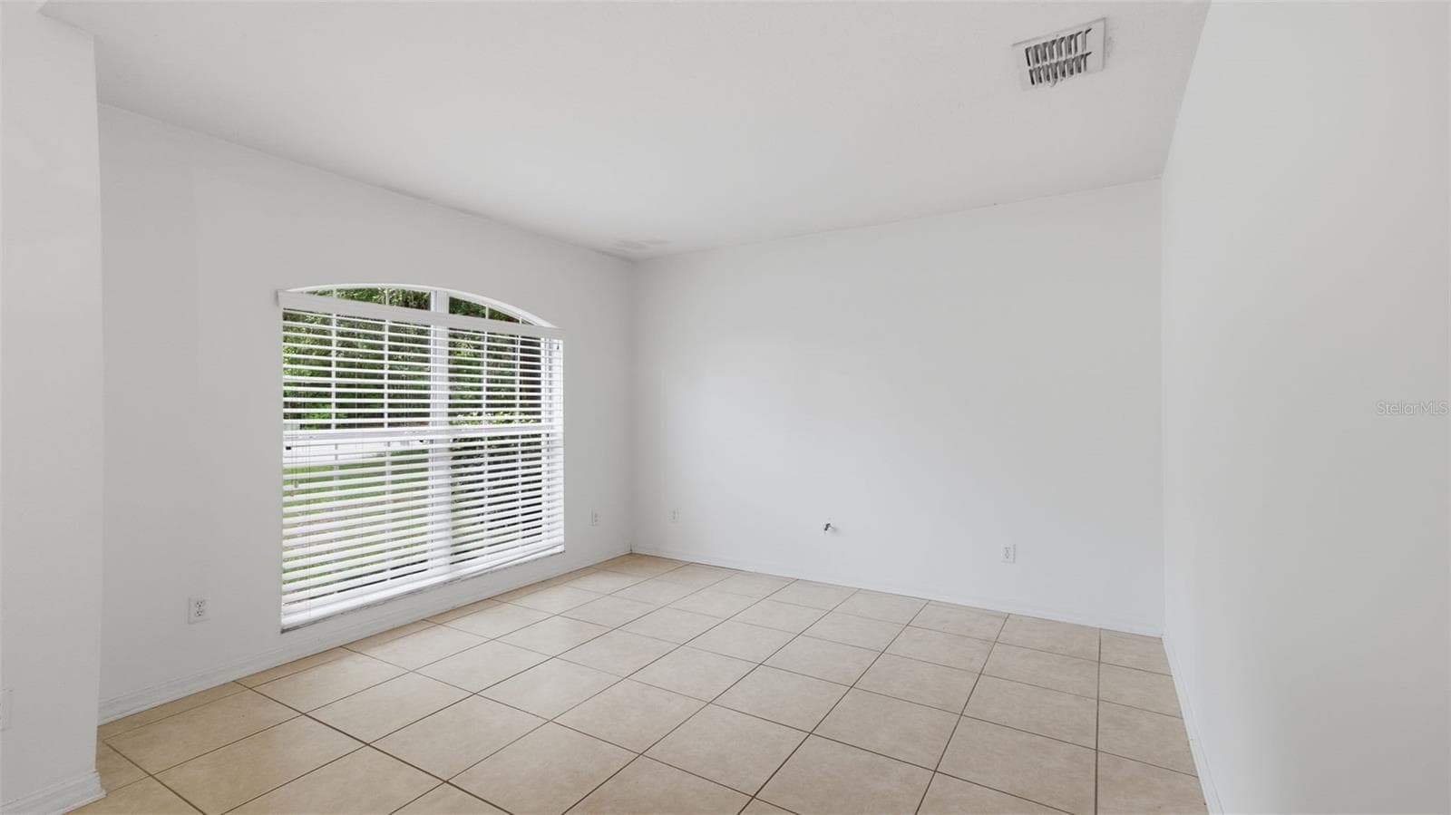 Single Family Residence at 57 PINE DR, HOMOSASSA, photo 10 of 64