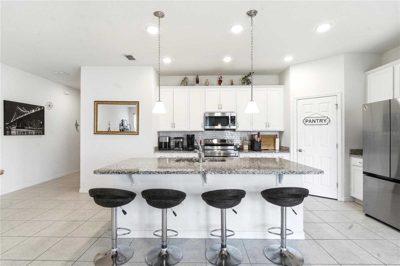 Single Family Residence at 24409 SUNNYS HALO WAY, SORRENTO, photo 5 of 42