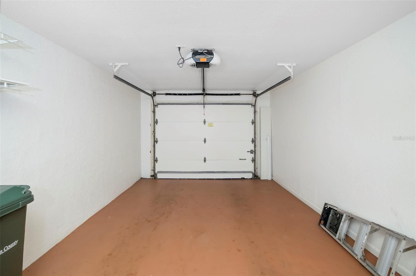 Garage - 4820 KESTRAL PARK CIR #18, SARASOTA