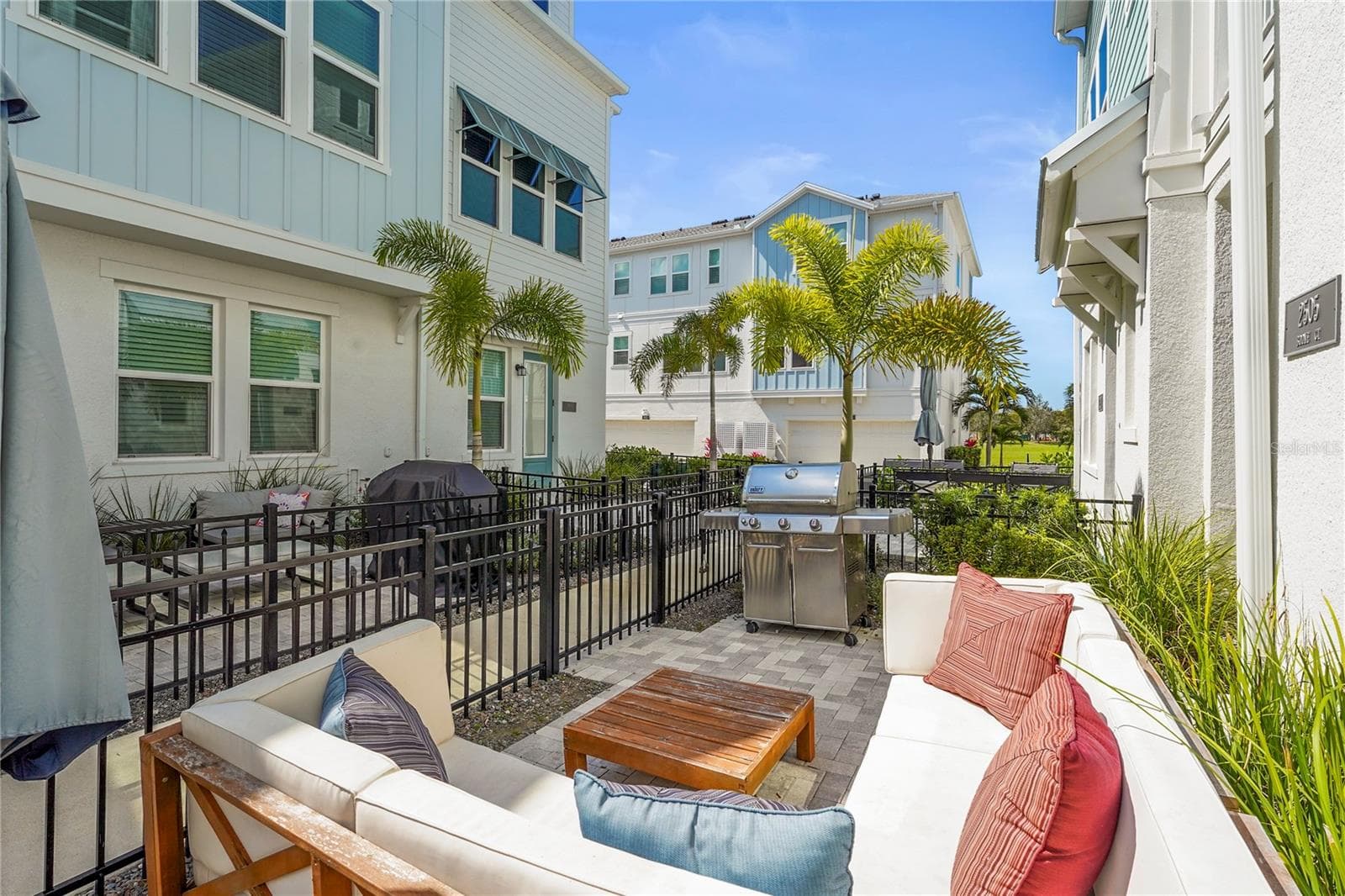 Townhouse at 2505 BOONE CT, SARASOTA, photo 30 of 48