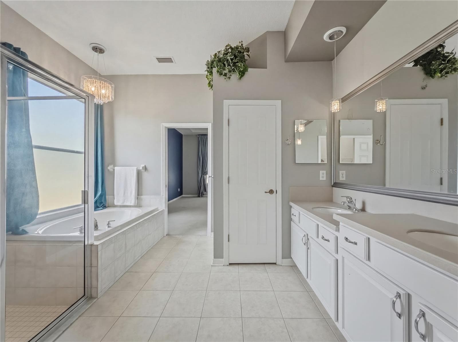 Primary Bath - 11530 Oyster Bay Circle, New Port Richey, FL 34654 - 11530 OYSTER BAY CIR, NEW PORT RICHEY