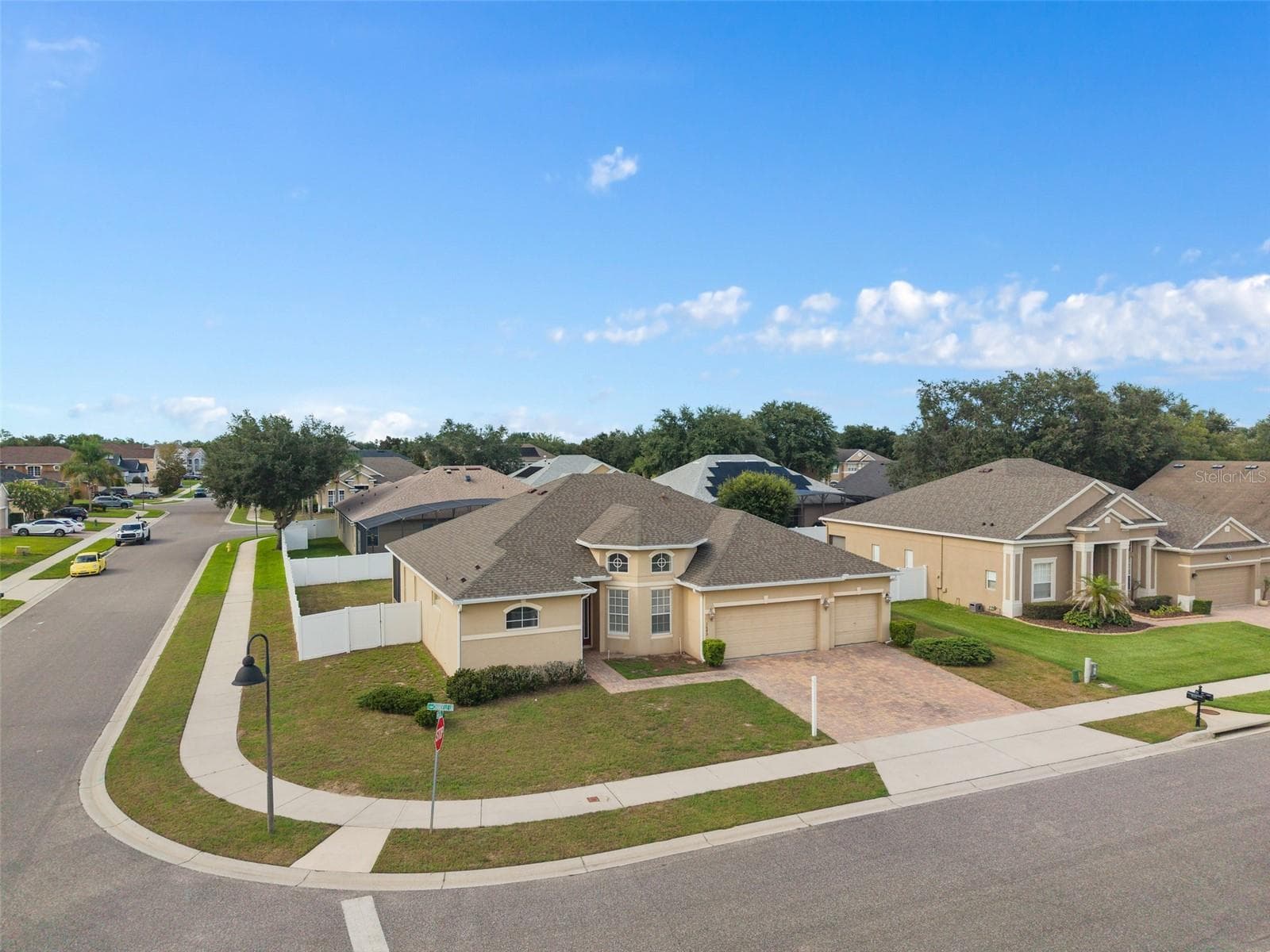 Single Family Residence at 1642 CHANDELLE LN, WINTER GARDEN, photo 7 of 46