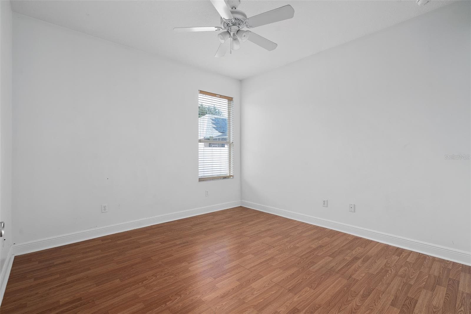 Single Family Residence at 1642 CHANDELLE LN, WINTER GARDEN, photo 14 of 46