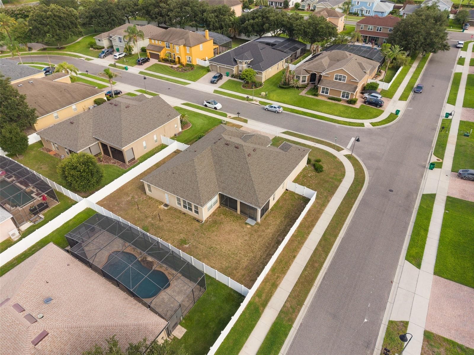 Single Family Residence at 1642 CHANDELLE LN, WINTER GARDEN, photo 41 of 46