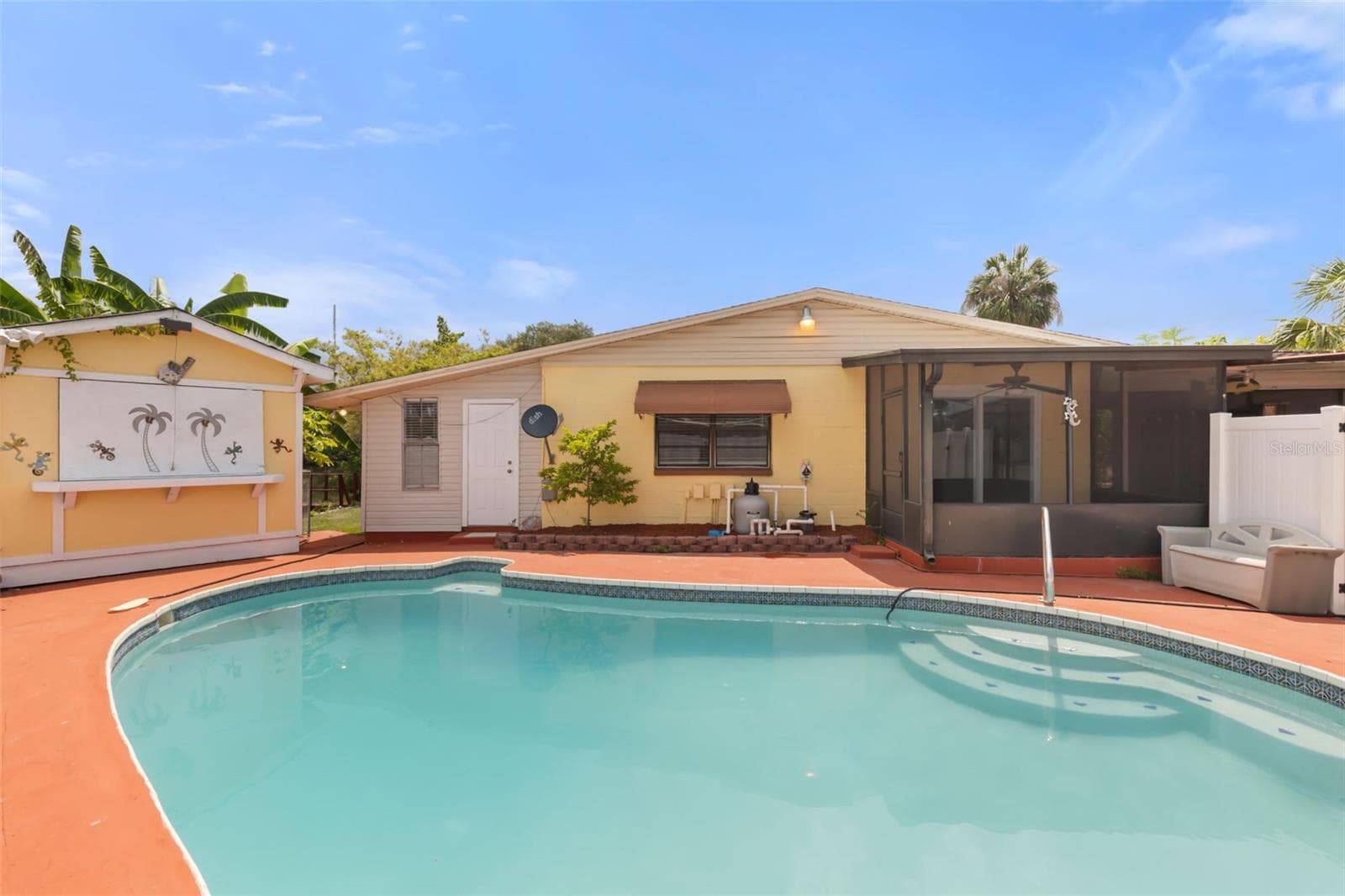 Single Family Residence at 4506 24TH AVE S, TAMPA, photo 6 of 84