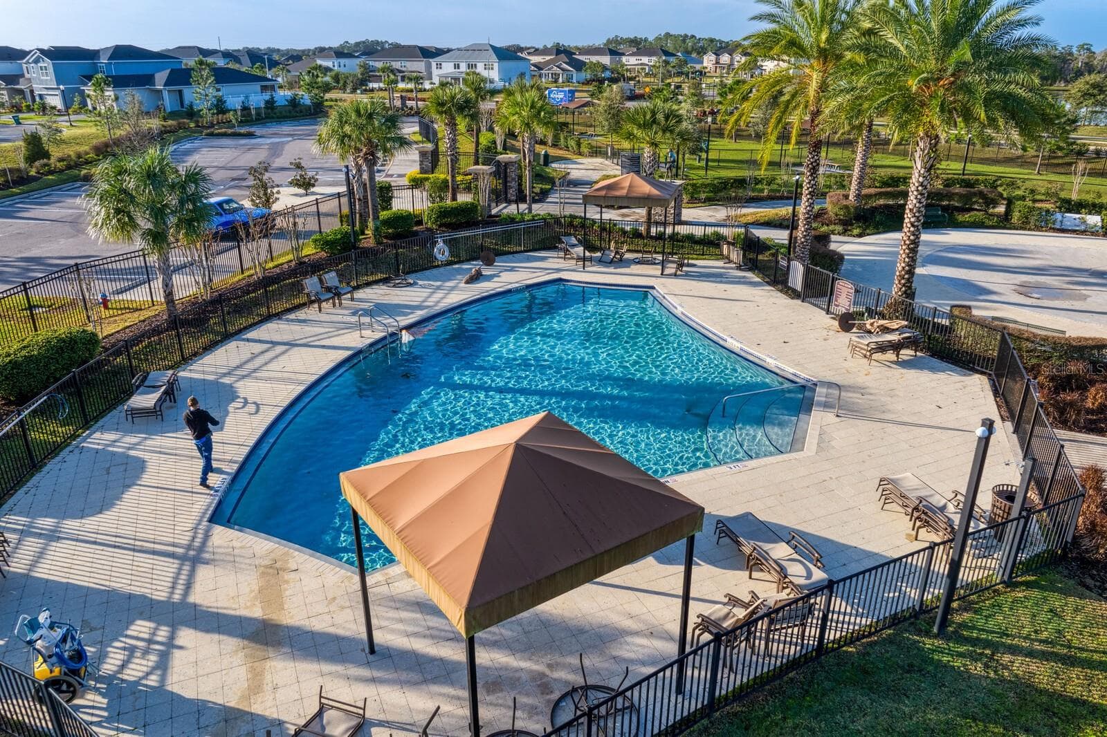 Pool at Promenade - 7360 BRIDGEVIEW DR, WESLEY CHAPEL