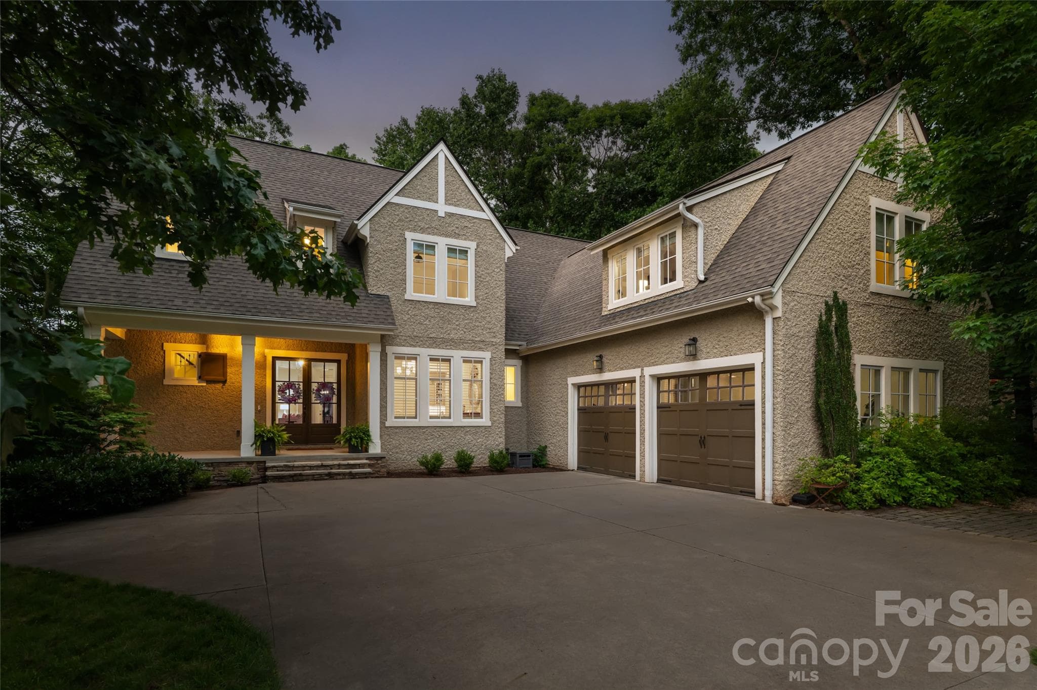 Single Family Residence at 20 East Owl Creek Lane, Fairview, photo 2 of 48