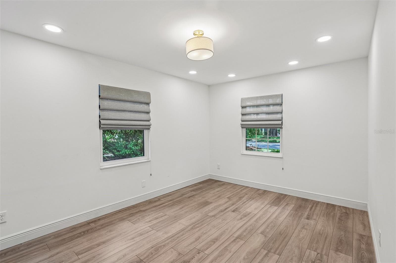 Single Family Residence at 4708 W NEPTUNE ST, TAMPA, photo 25 of 39