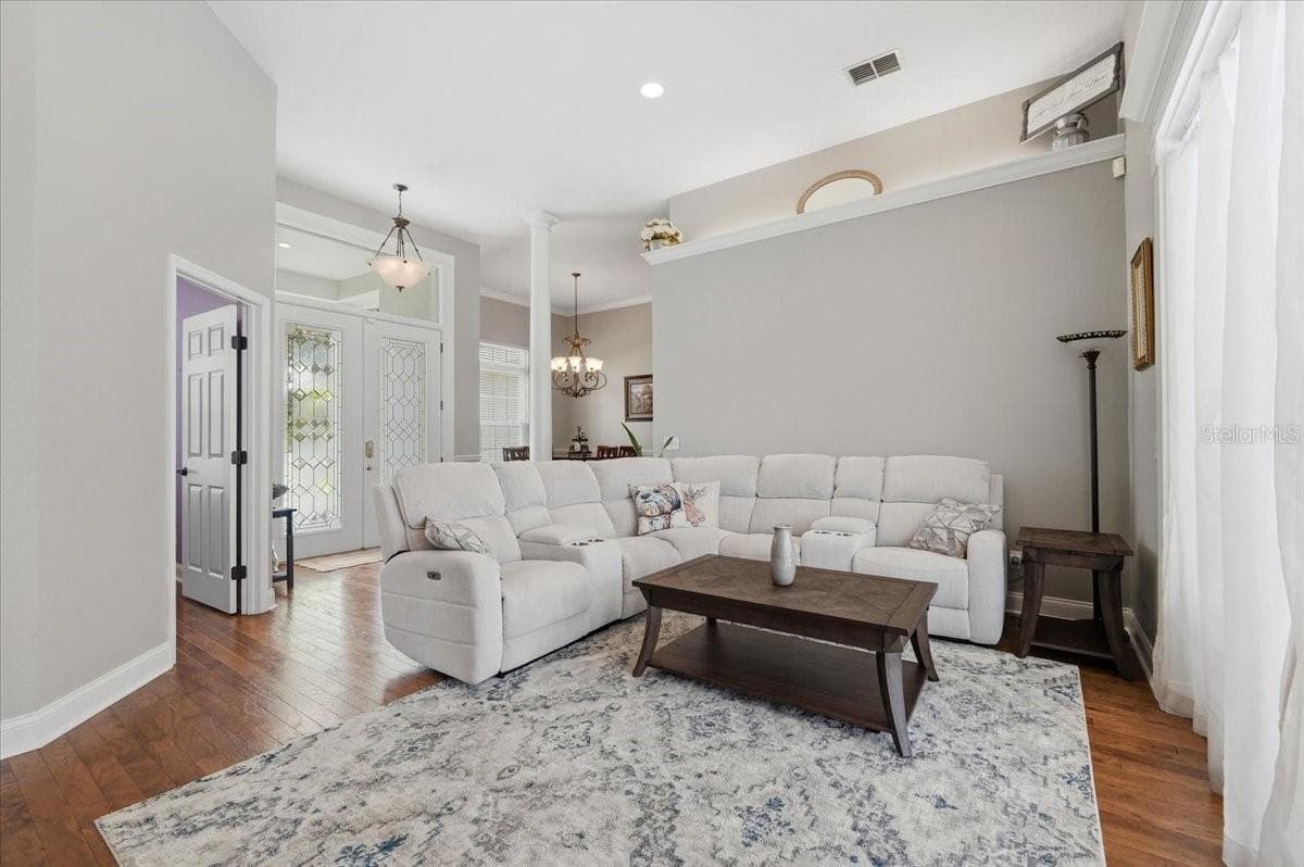 Single Family Residence at 5618 SUMMERLAND HILLS DR, LAKELAND, photo 11 of 63