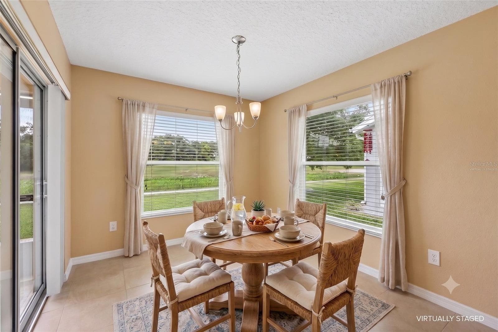 Virtually Staged - 4025 ARLINGTON RIDGE BLVD, LEESBURG