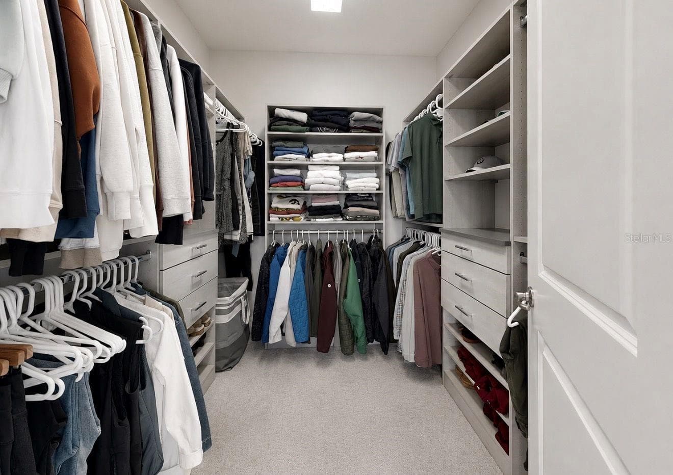 Primary Closet - 5347 WISHING ARCH DR, APOLLO BEACH