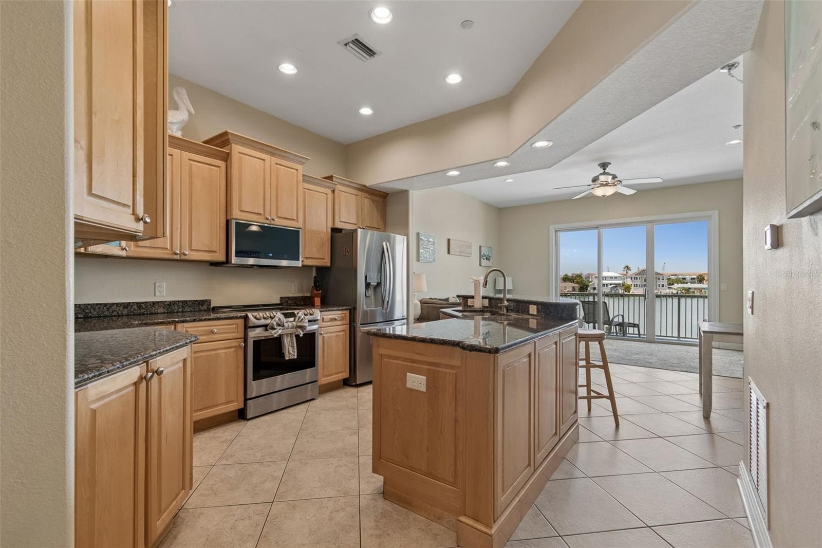 Kitchen - 620 BAYWAY BLVD #5, CLEARWATER BEACH
