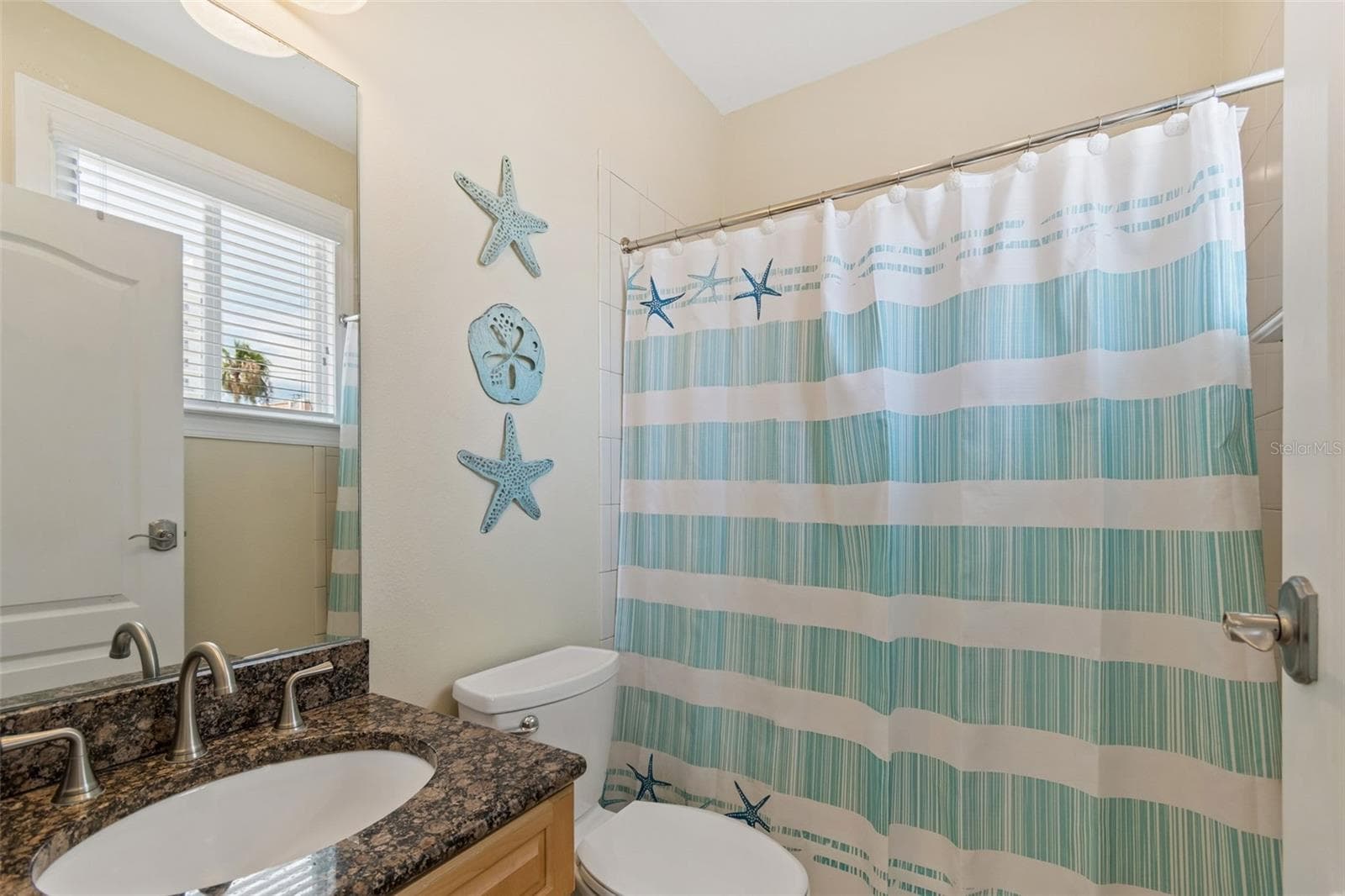 Guest Bath - 620 BAYWAY BLVD #5, CLEARWATER BEACH