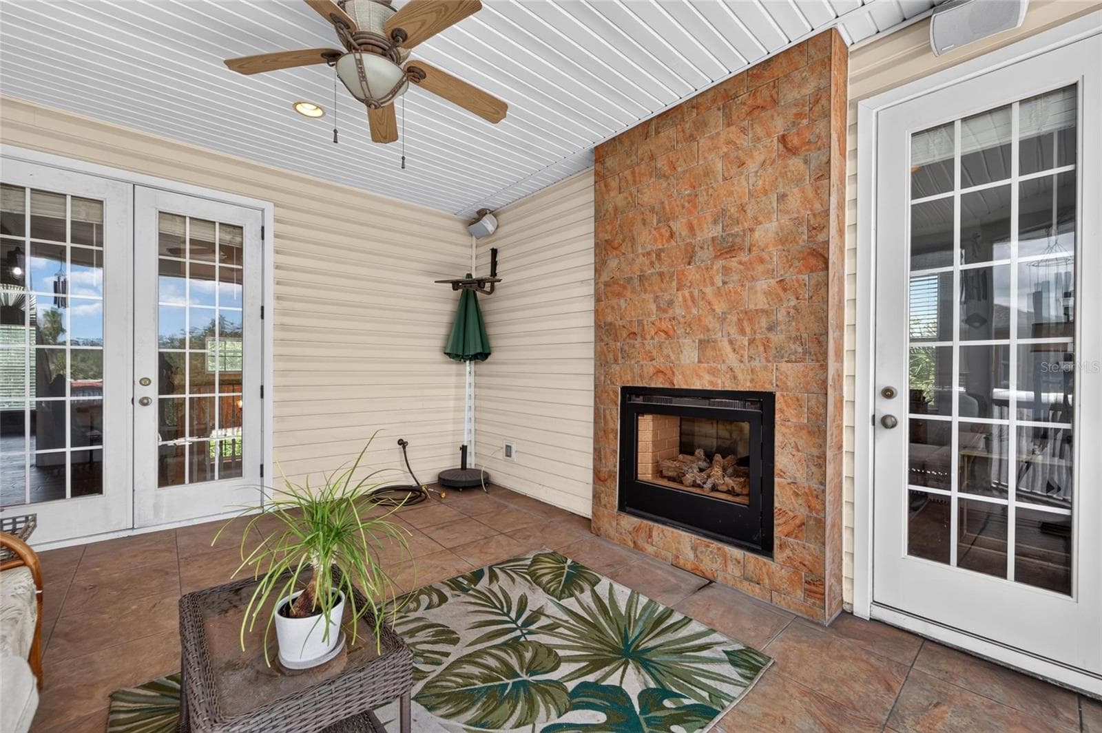 Single Family Residence at 339 MANATEE LN, TARPON SPRINGS, photo 25 of 36