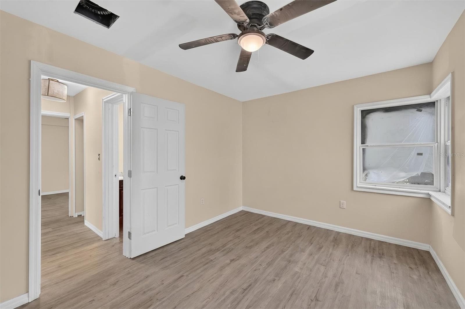 Single Family Residence at 116 S GLENWOOD AVE, ORLANDO, photo 19 of 42