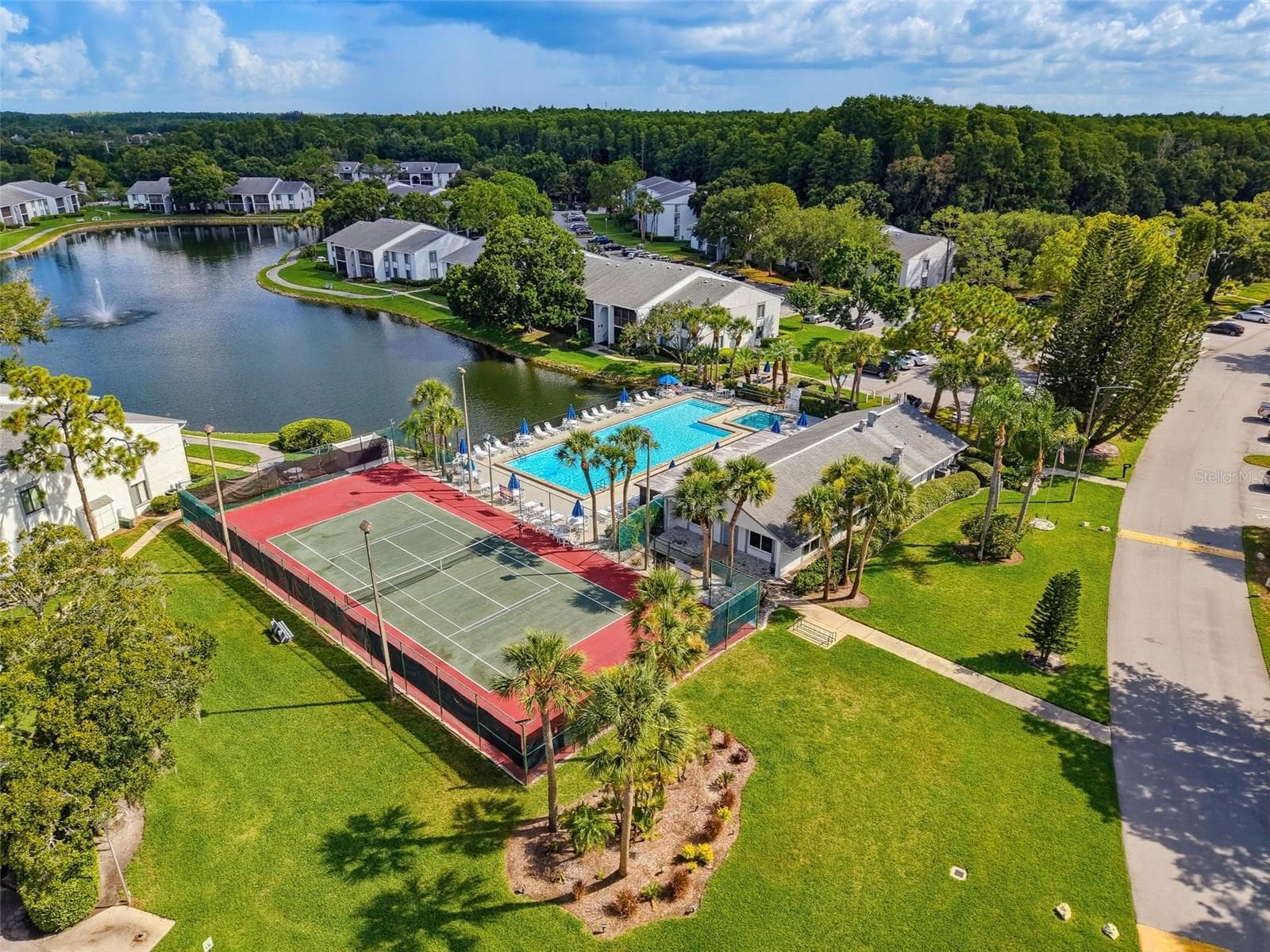 Condominium at 1261 PINE RIDGE CIR W #D1, TARPON SPRINGS, photo 23 of 26