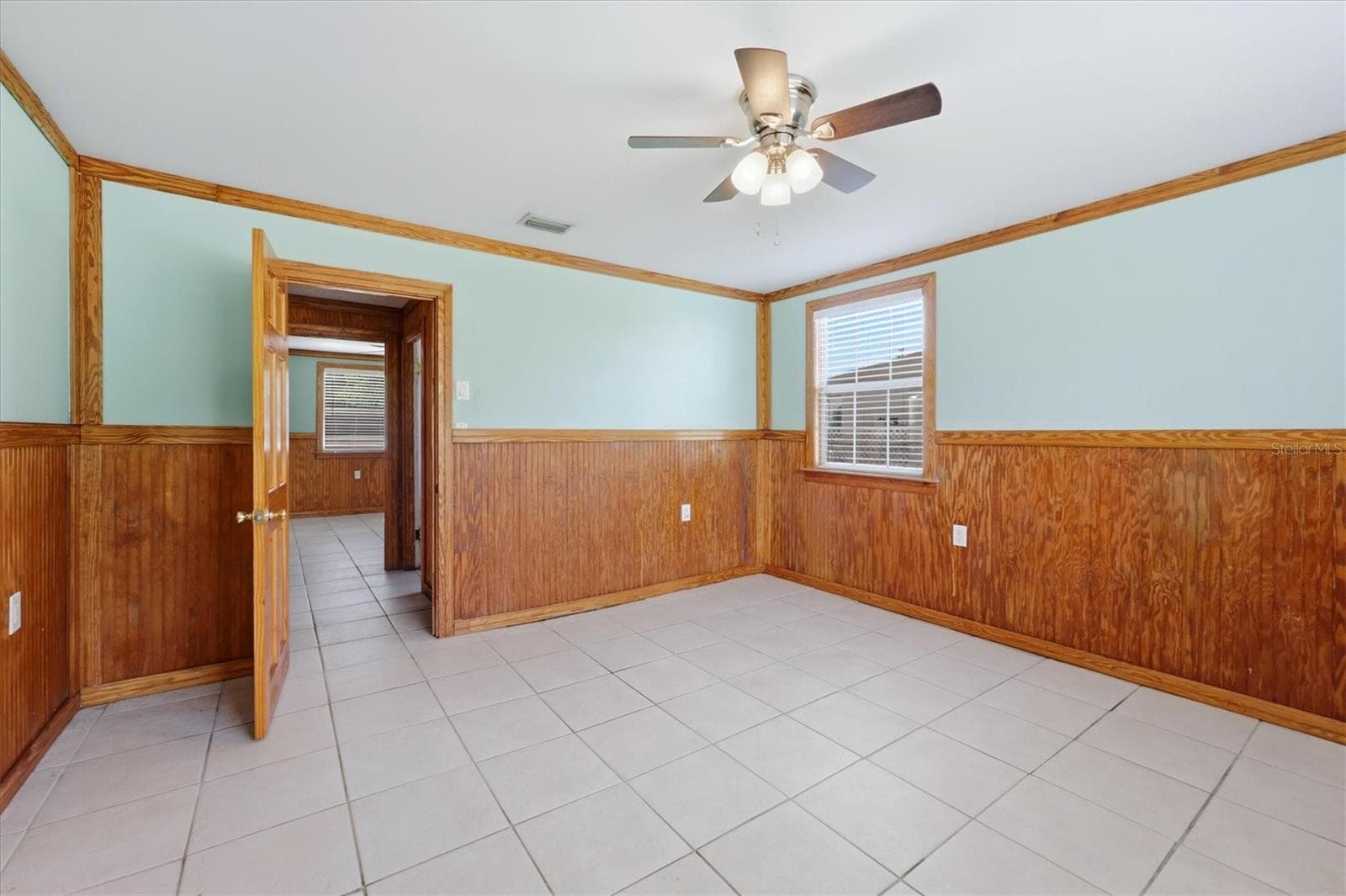 Triplex at 200 ORDUNA DR, NORTH PORT, photo 28 of 38