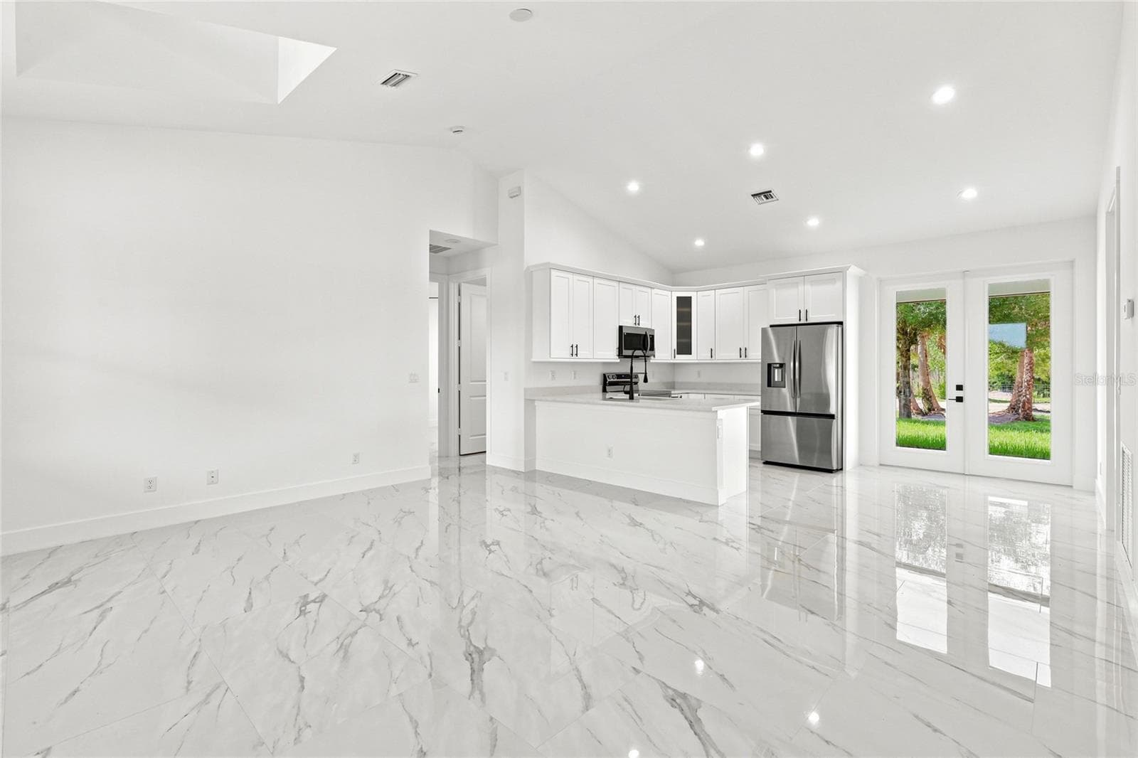 Single Family Residence at 17932 NW 288TH ST, OKEECHOBEE, photo 12 of 43