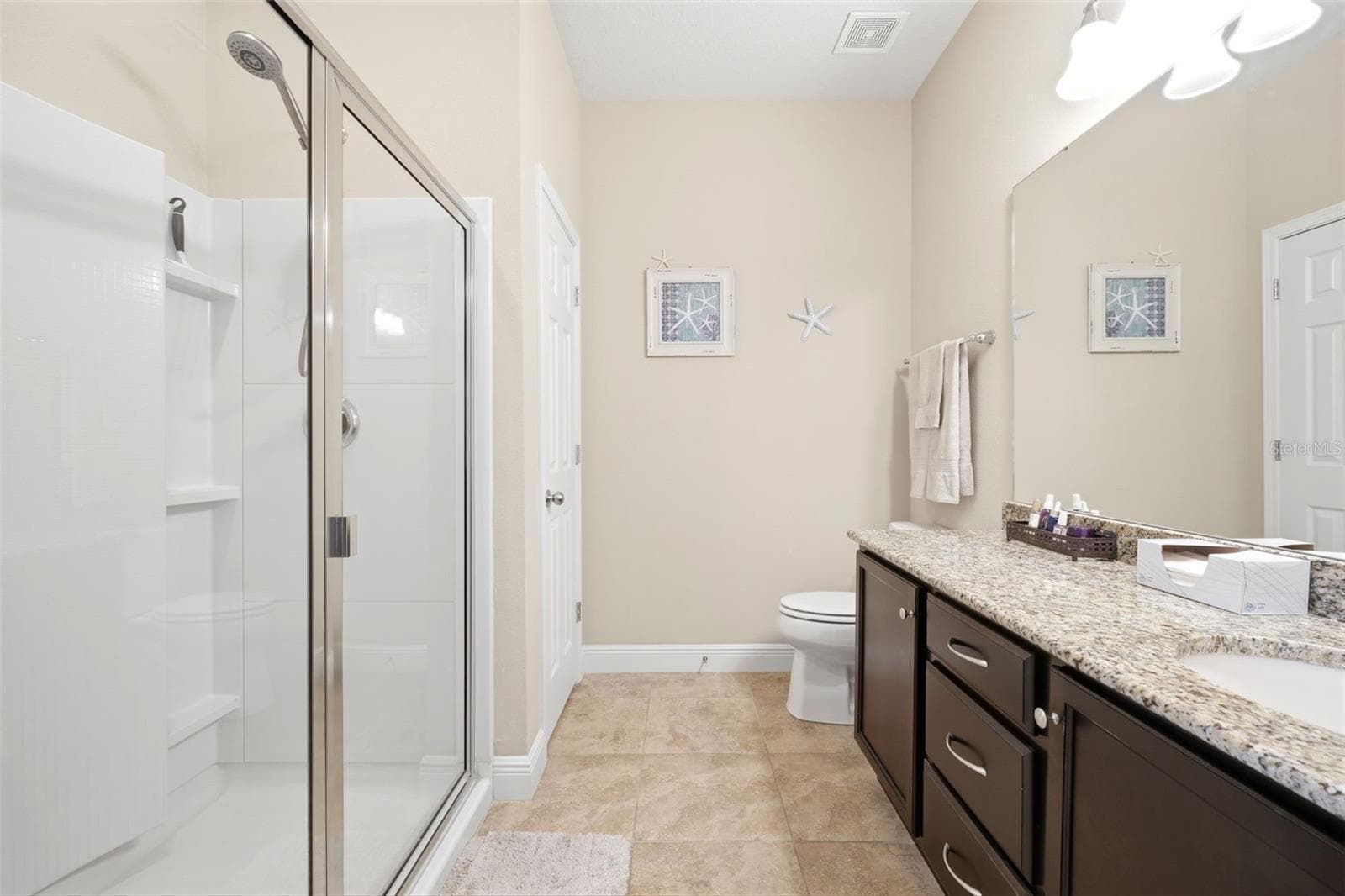 Primary Bathroom - 1707 TRILLIUM BLVD, BROOKSVILLE