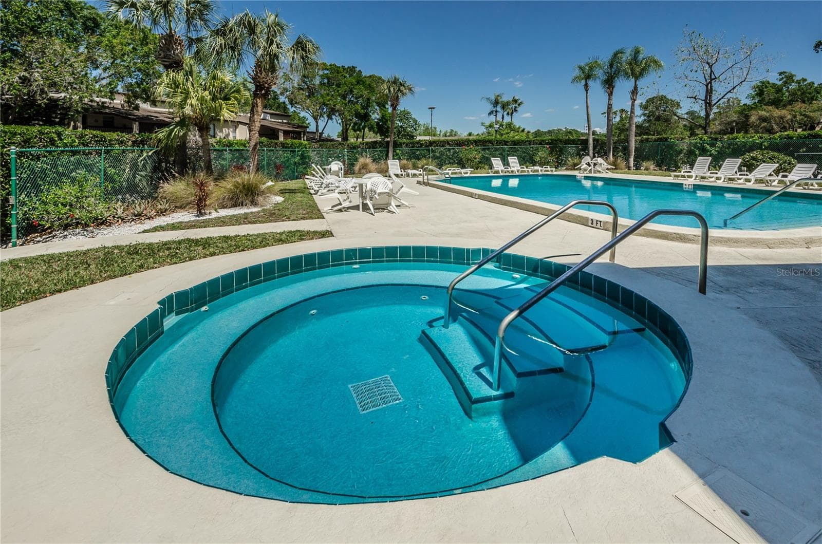 jacuzzi - 3505 TARPON WOODS BLVD #O-403, PALM HARBOR