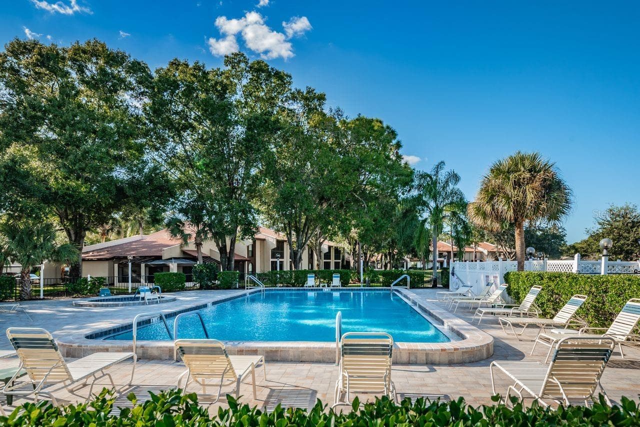 pool - 3505 TARPON WOODS BLVD #O-403, PALM HARBOR