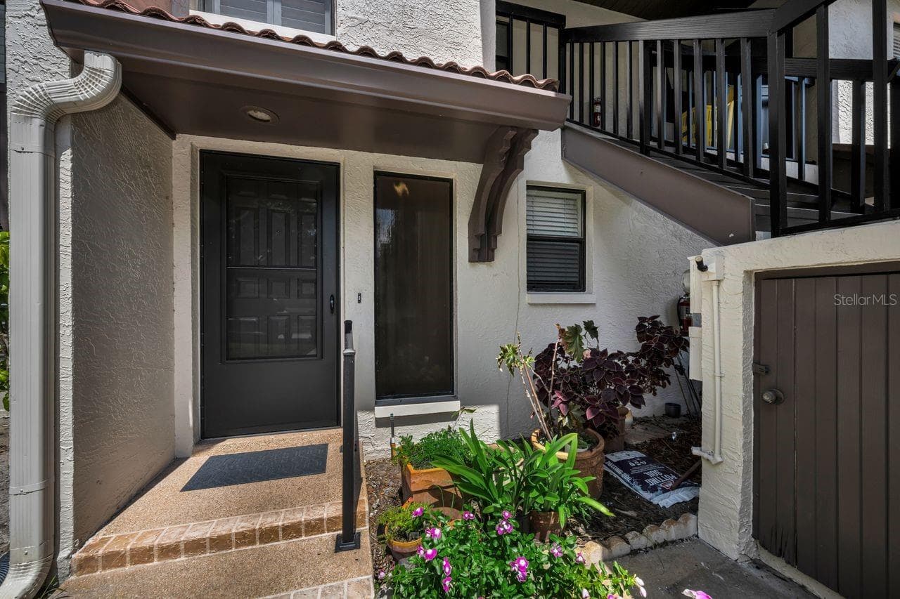 Front entrance - 3505 TARPON WOODS BLVD #O-403, PALM HARBOR