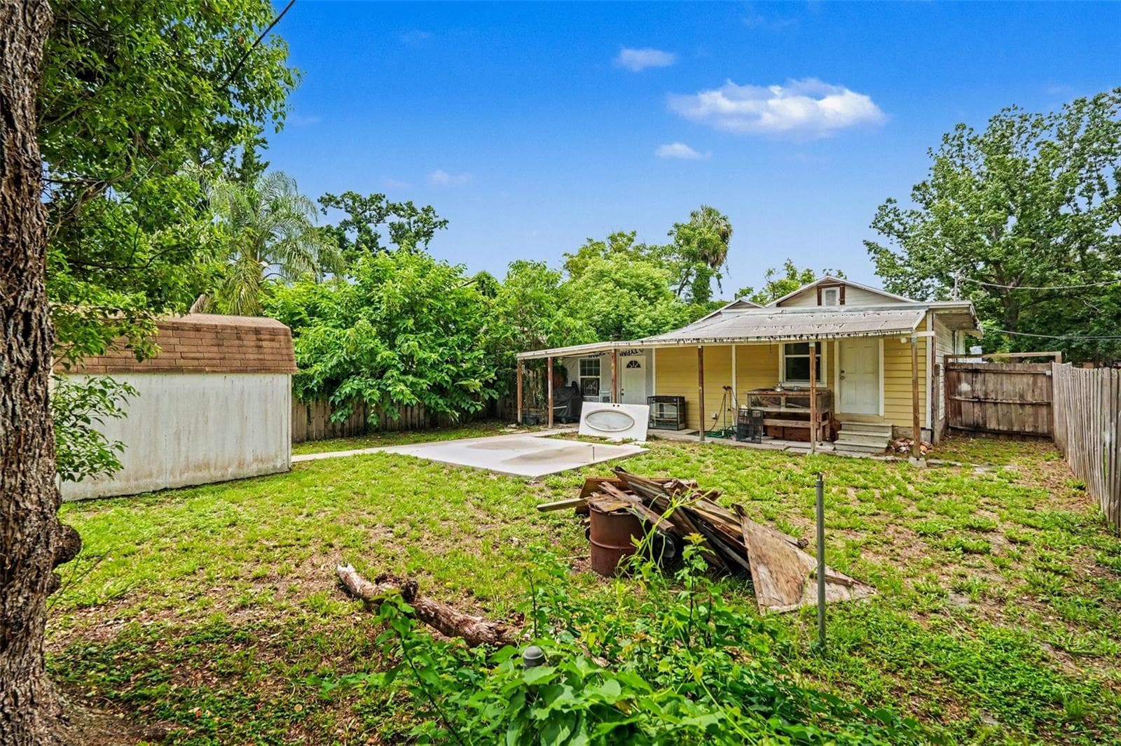 Single Family Residence at 911 E 123RD AVE, TAMPA, photo 32 of 33