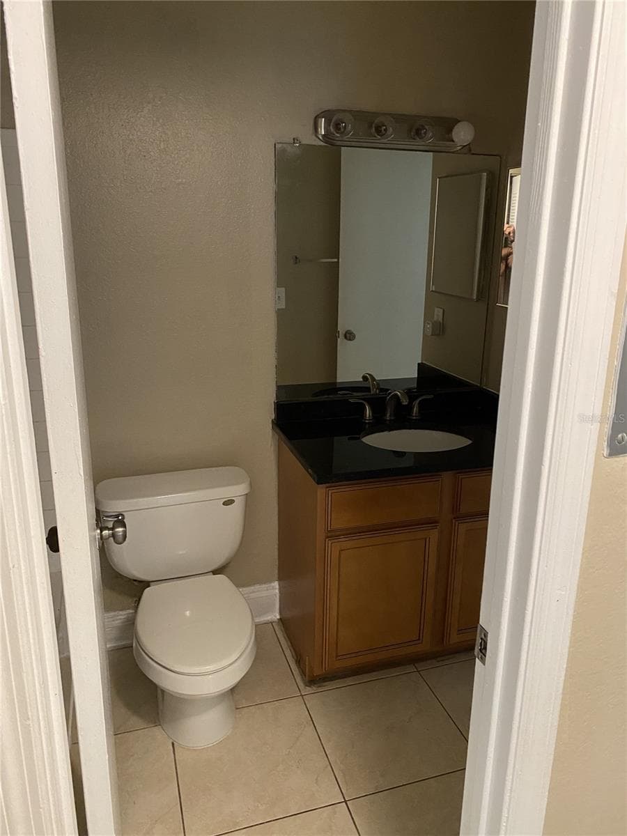 Condominium at 4524 COMMANDER DR #1615, ORLANDO, photo 10 of 14