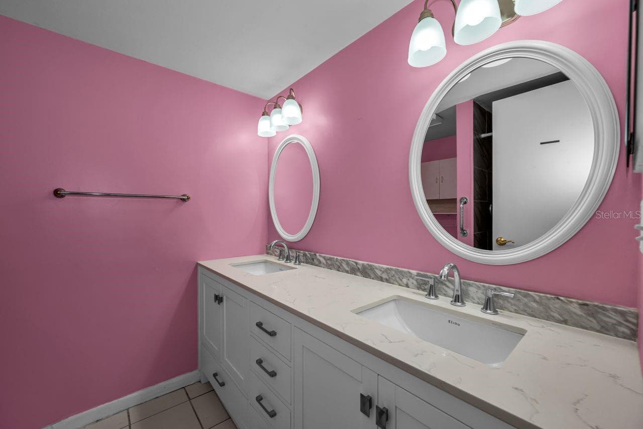 master bath - 3505 TARPON WOODS BLVD #O-403, PALM HARBOR