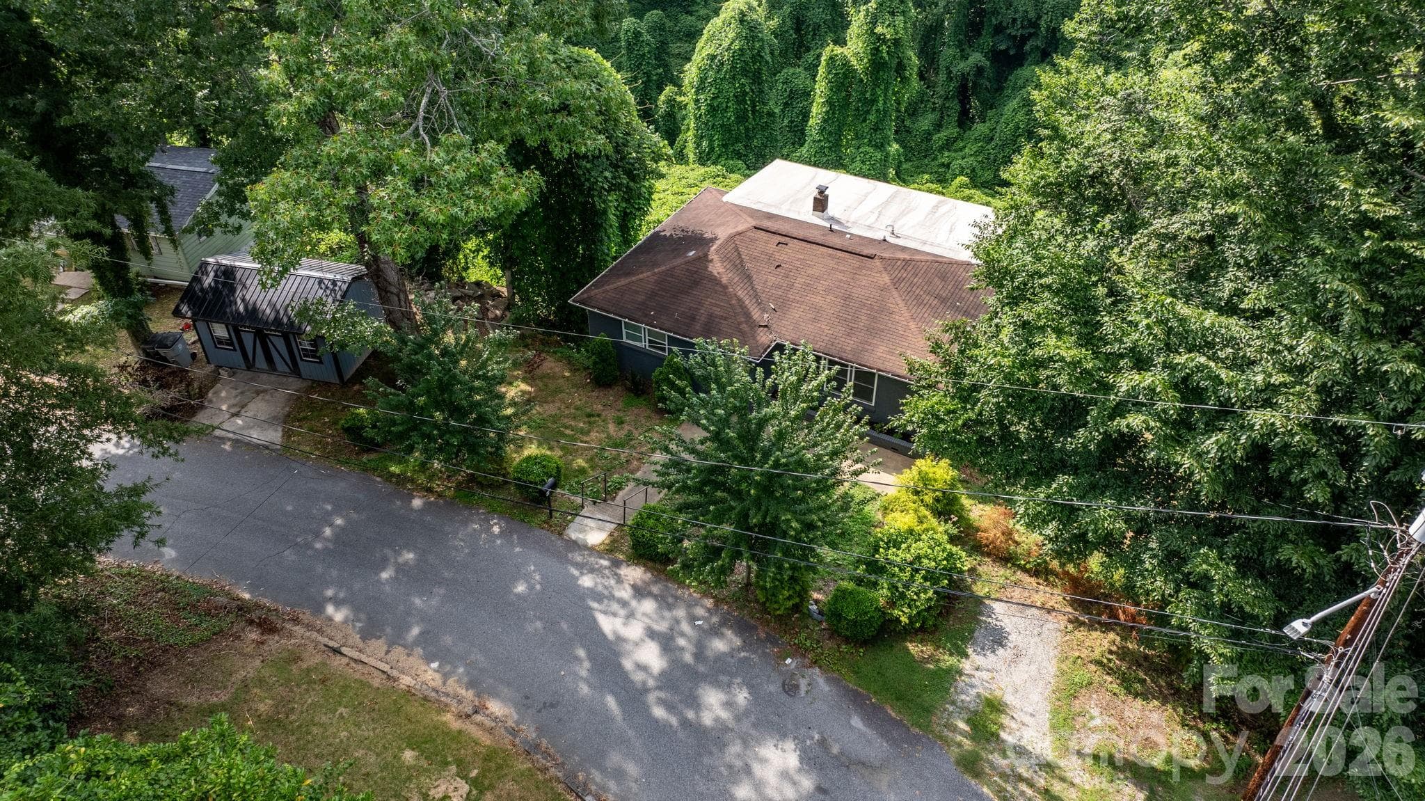 Single Family Residence at 422 Arlington Circle NW, Lenoir, photo 22 of 23