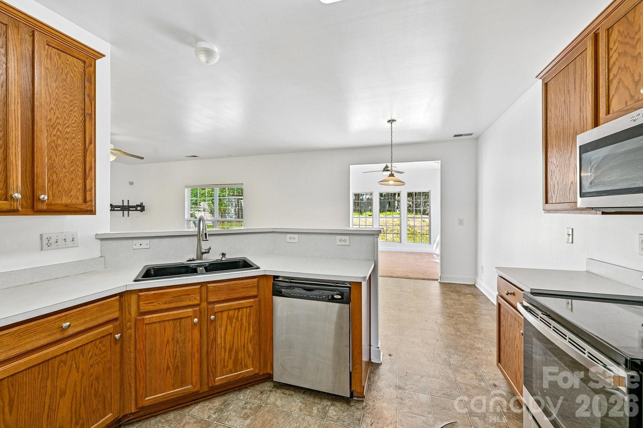 Single Family Residence at Charlotte, photo 11 of 25