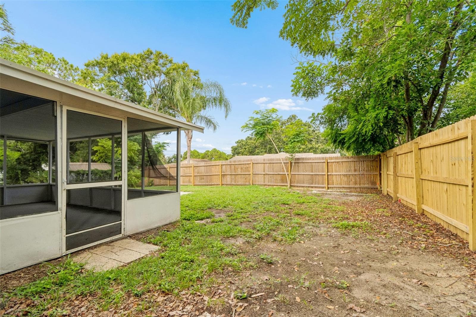 Single Family Residence at 1124 JADEWOOD AVE, CLEARWATER, photo 37 of 45