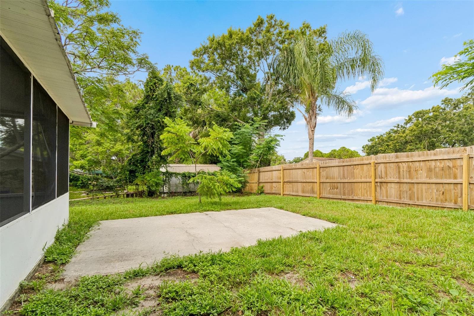 Single Family Residence at 1124 JADEWOOD AVE, CLEARWATER, photo 41 of 45