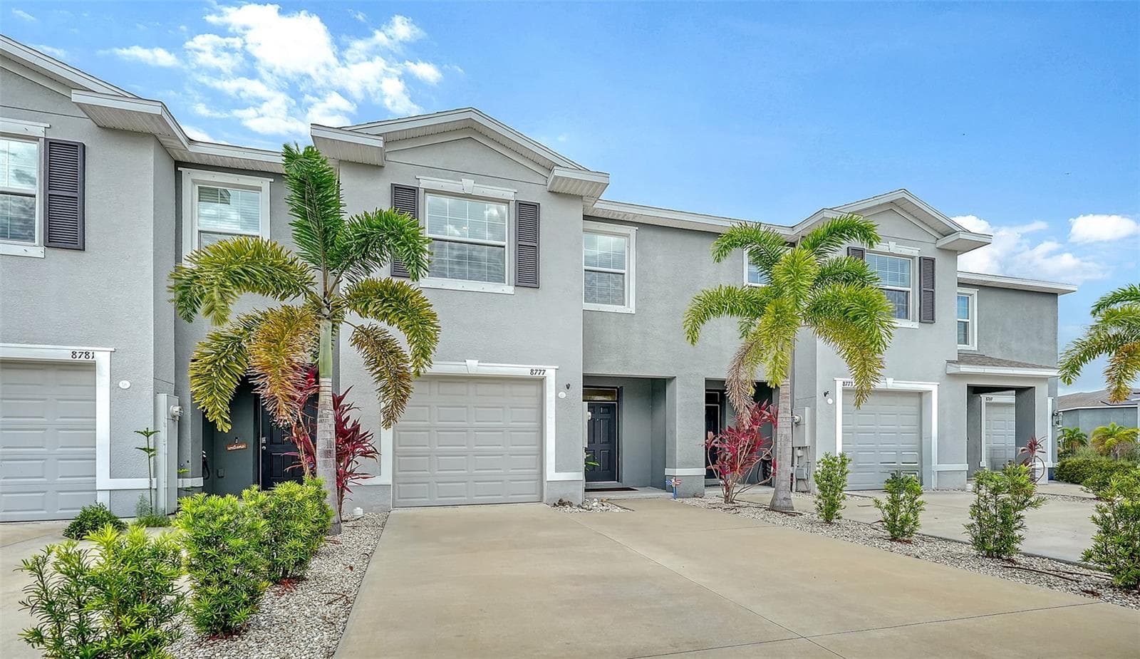 Townhouse at 8777 MILESTONE DR, SARASOTA, photo 3 of 58