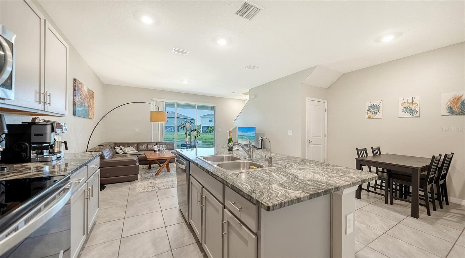 Townhouse at 8777 MILESTONE DR, SARASOTA, photo 15 of 58
