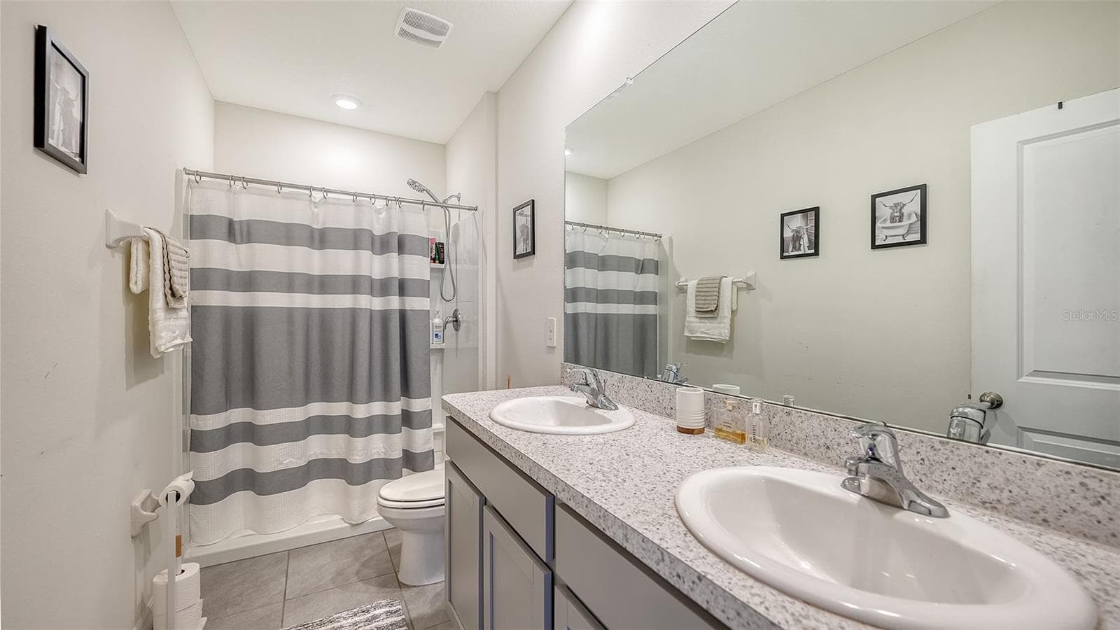 Townhouse at 8777 MILESTONE DR, SARASOTA, photo 27 of 58