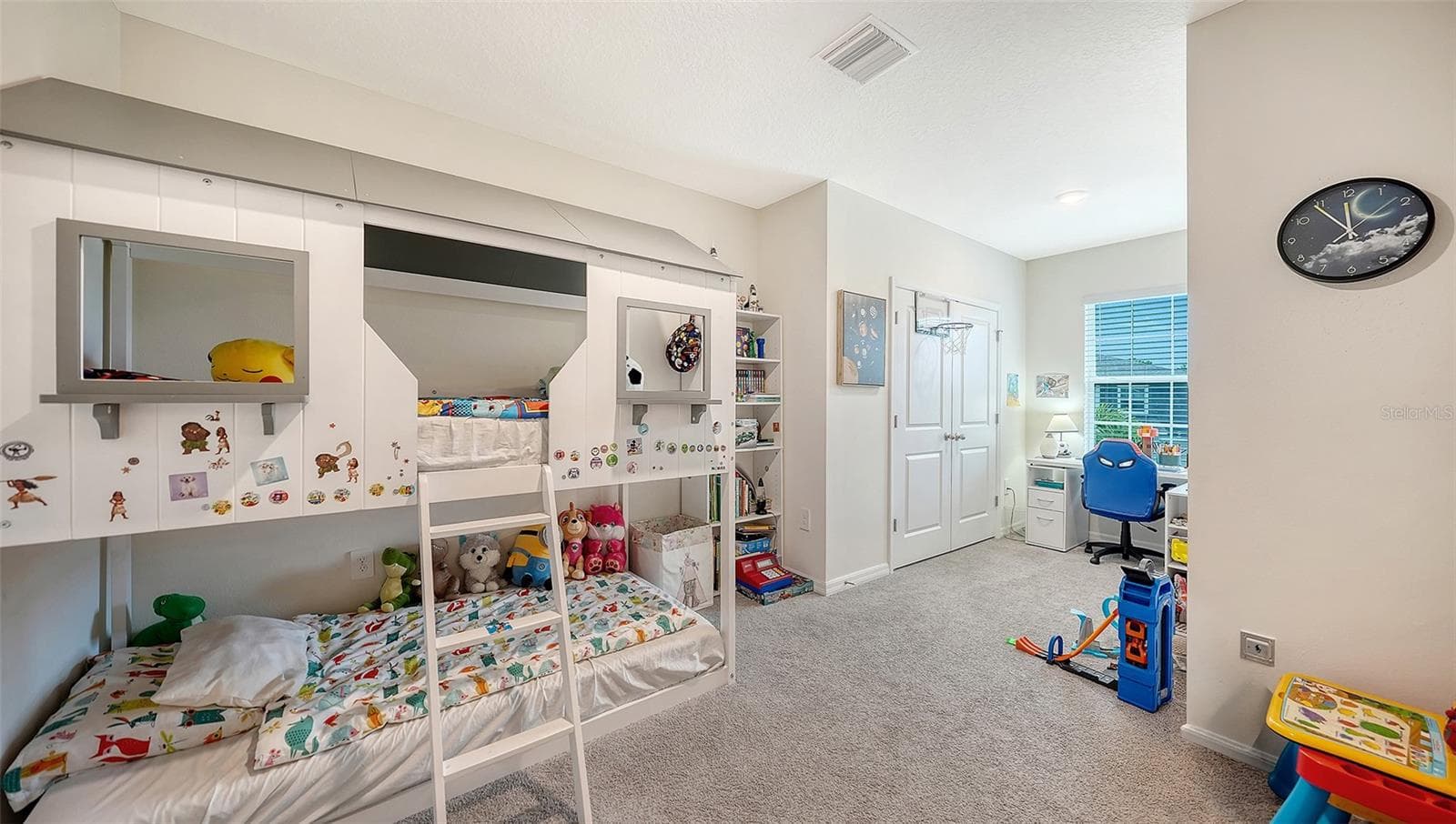 Townhouse at 8777 MILESTONE DR, SARASOTA, photo 30 of 58