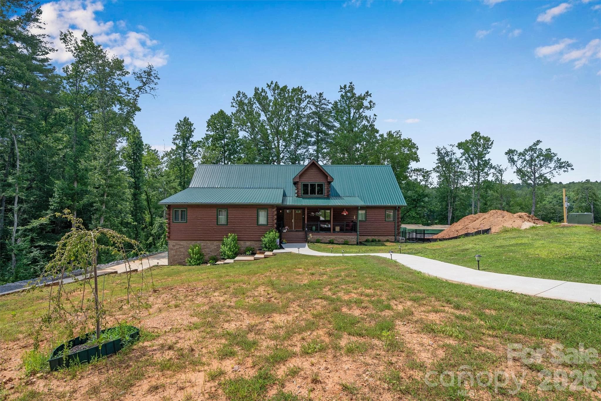 Single Family Residence at 189 Edgewater Point NW, Valdese, photo 6 of 48