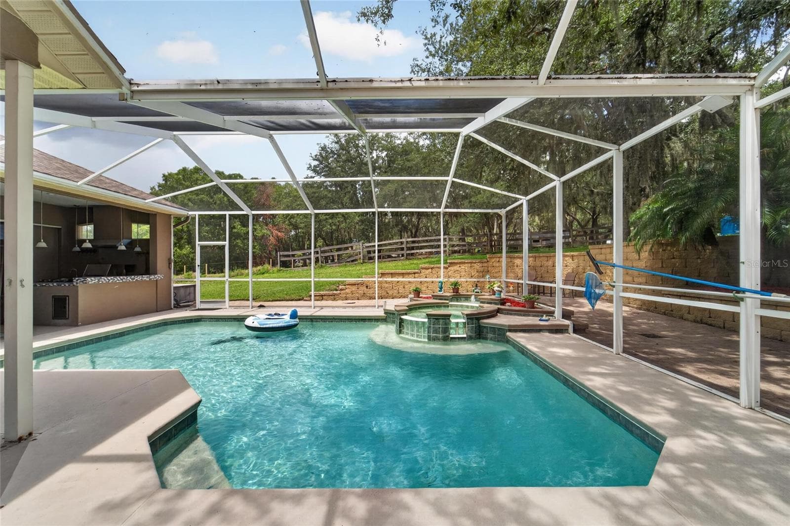 Pool & lanai area 2 - 13020 SHADOW RUN BLVD, RIVERVIEW