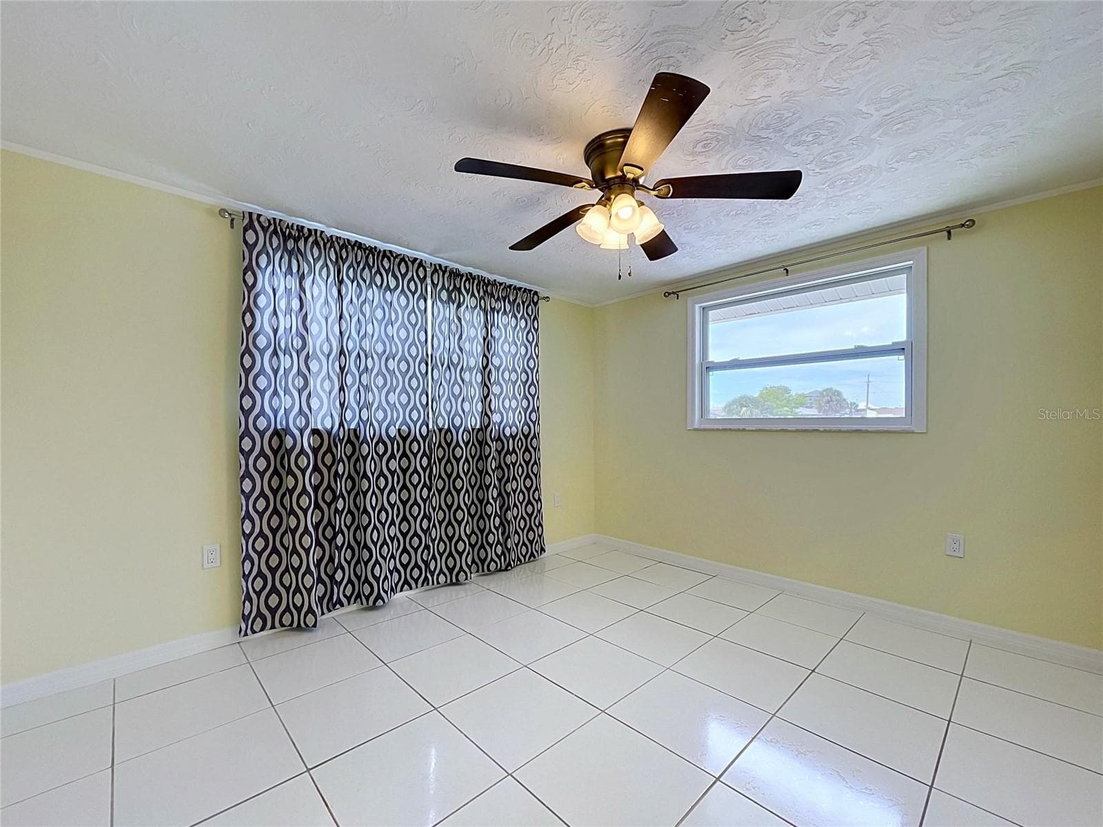 Second bedroom - 7401 ISLANDER LN, HUDSON